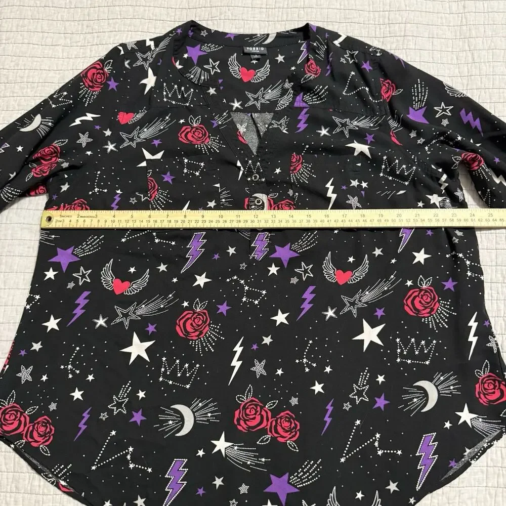Torrid Harper Challis 3/4 Sleeve Blouse Queen Celestial Black Size 1x 14-16 - Picture 4 of 8